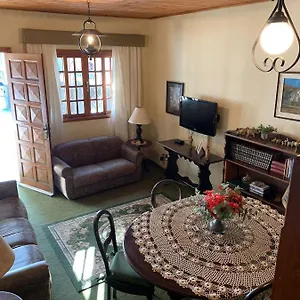 Casa Aconchegante Pertinho De Tudo, ótima Localização. Campos do Jordão